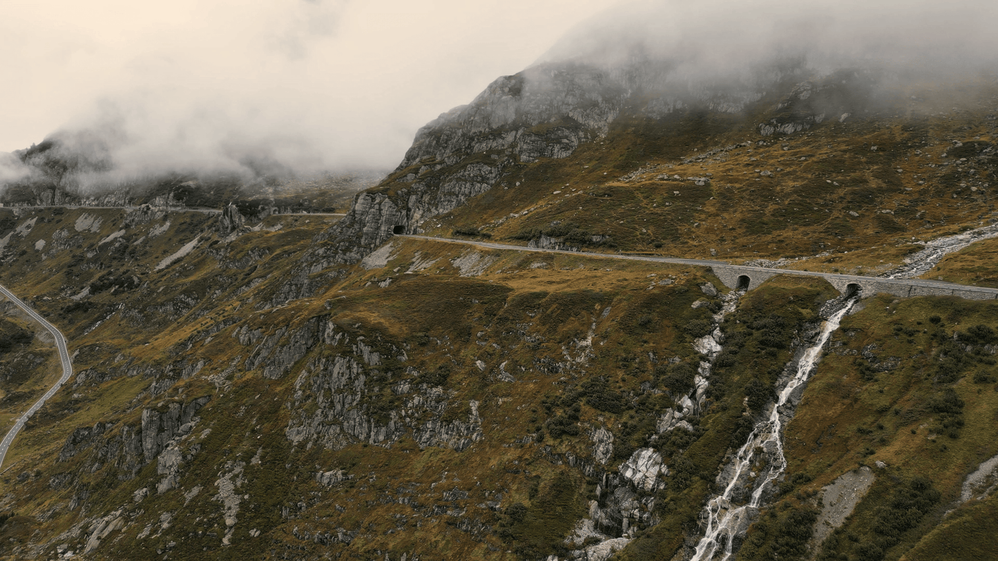 SCHWEIZ: 7 tägige Motorradtour als GPX-Datei Download inkl. Unterkunftsempfehlungen