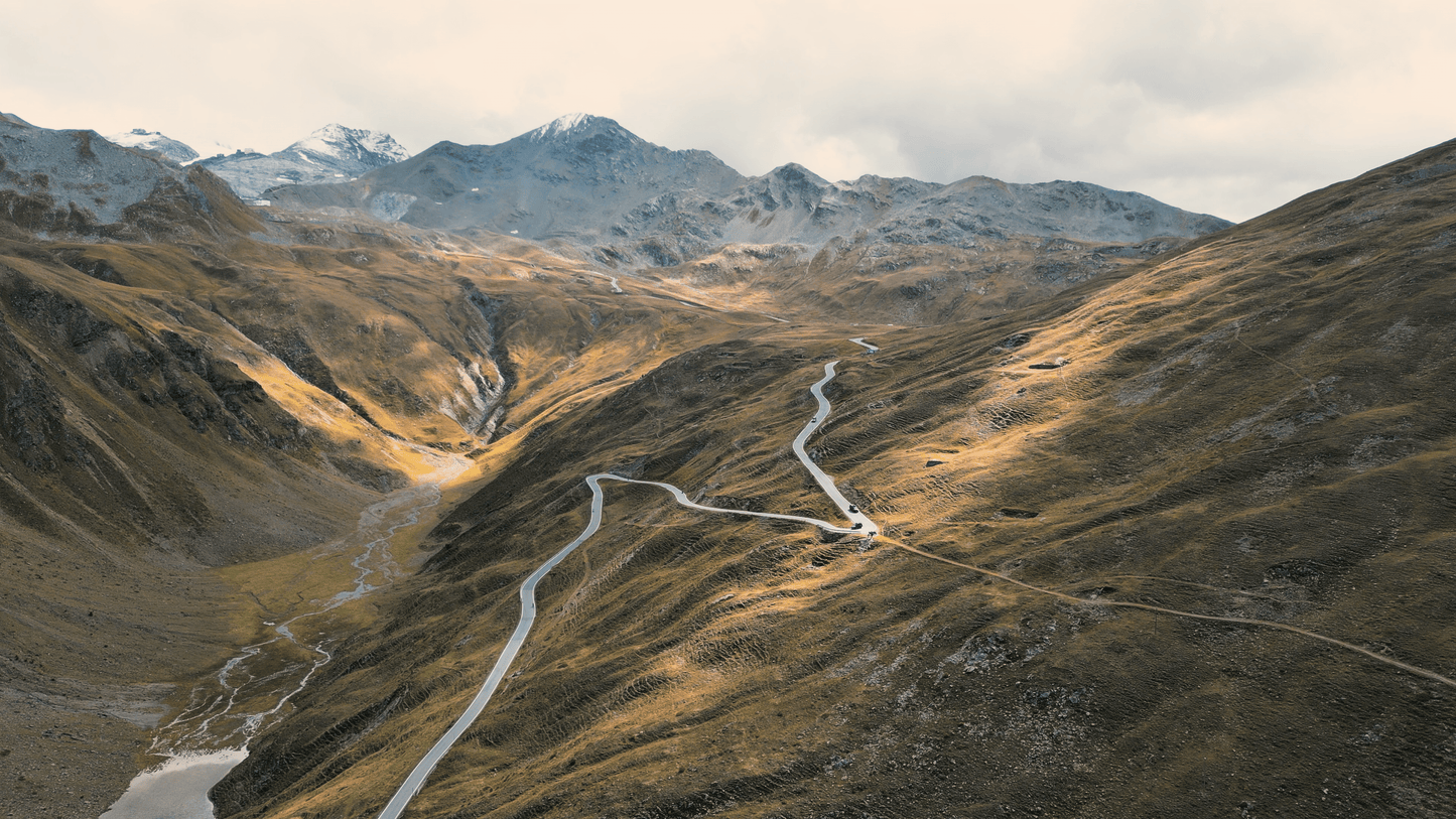 SCHWEIZ: 7 tägige Motorradtour als GPX-Datei Download inkl. Unterkunftsempfehlungen