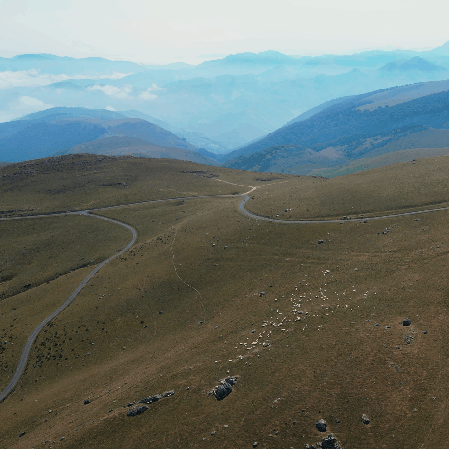 PYRENÄEN: 8 Tage Motorradtour als Guide inkl. GPX Download & Unterkunftsempfehlungen gpx download motorrad - motourvibes