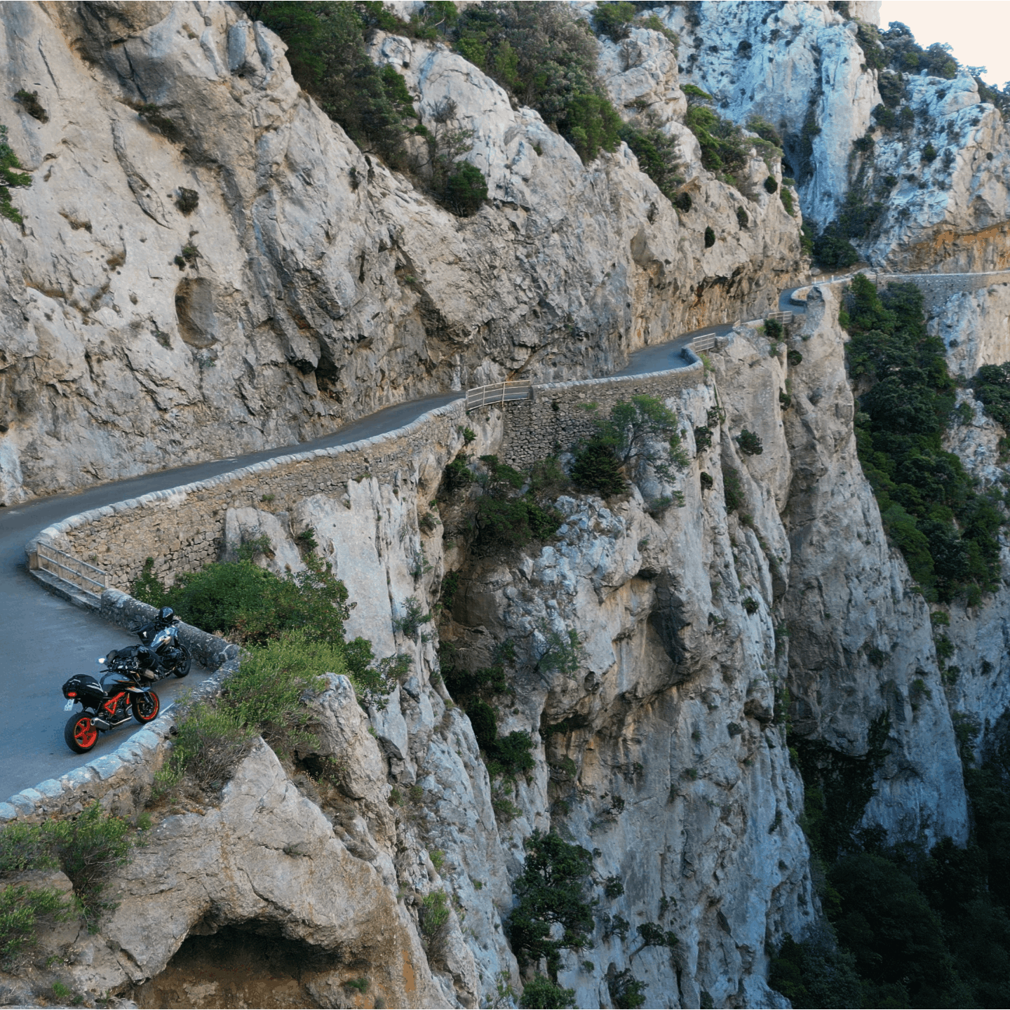 PYRENÄEN: 8 Tage Motorradtour als Guide inkl. GPX Download & Unterkunftsempfehlungen gpx download motorrad - motourvibes